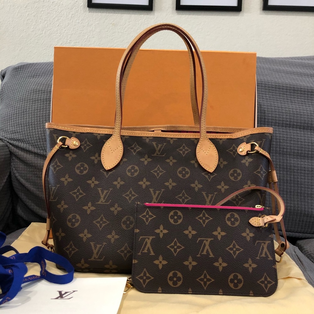 Louis Vuitton Neverfull Pm